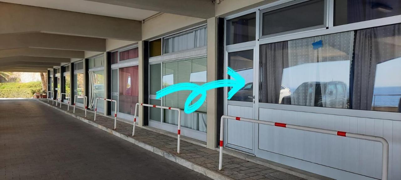 Casaviva - Grazioso Bilocale Sul Mare A Ospedaletti Apartament Zewnętrze zdjęcie